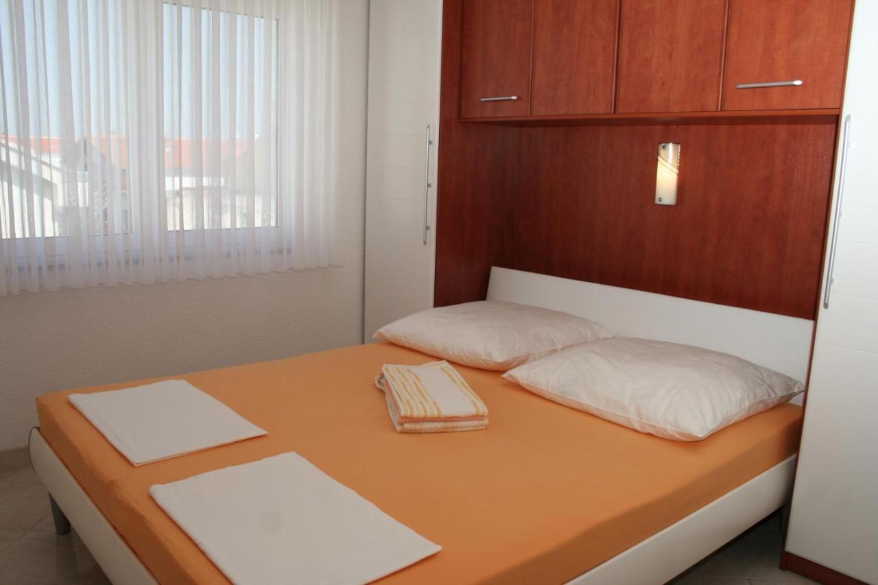 Apartments With A Parking Space Vodice - 2995 Екстер'єр фото