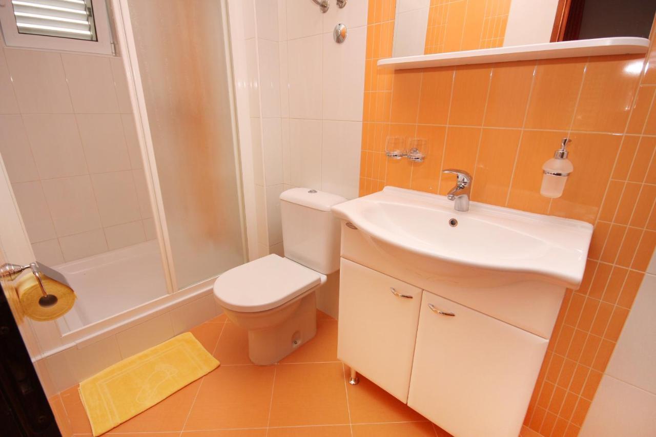 Apartments With A Parking Space Vodice - 2995 Екстер'єр фото