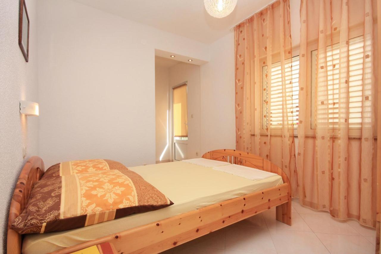 Apartments With A Parking Space Vodice - 2995 Екстер'єр фото