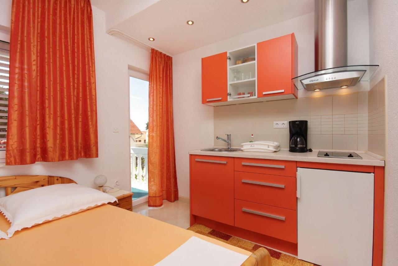 Apartments With A Parking Space Vodice - 2995 Екстер'єр фото